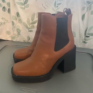 EUC MIA Square Toe Ankle Boots Size 6